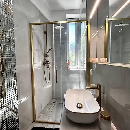 Przy Rynku Swietego Antoniego Apartment *